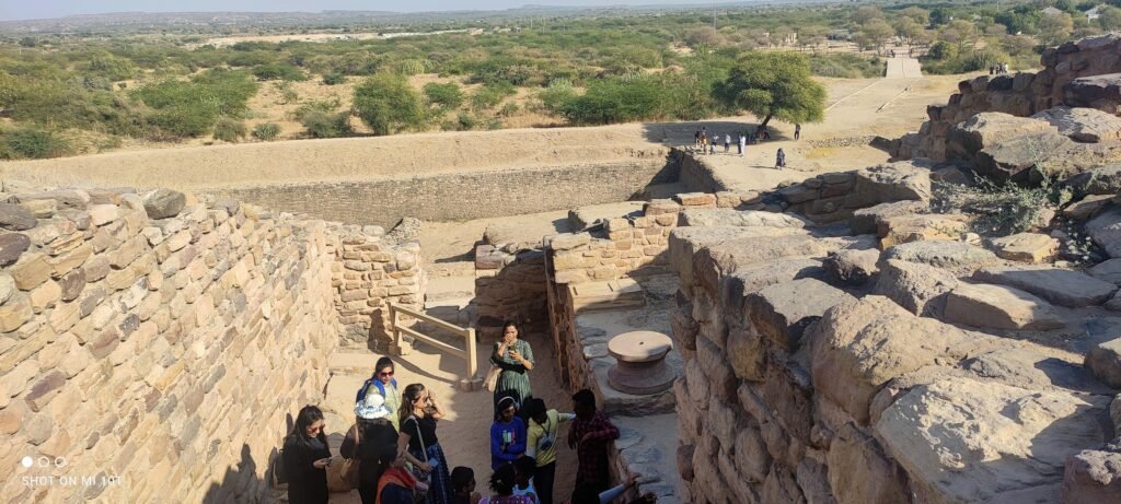 Reaching the Dholavira Citadel site