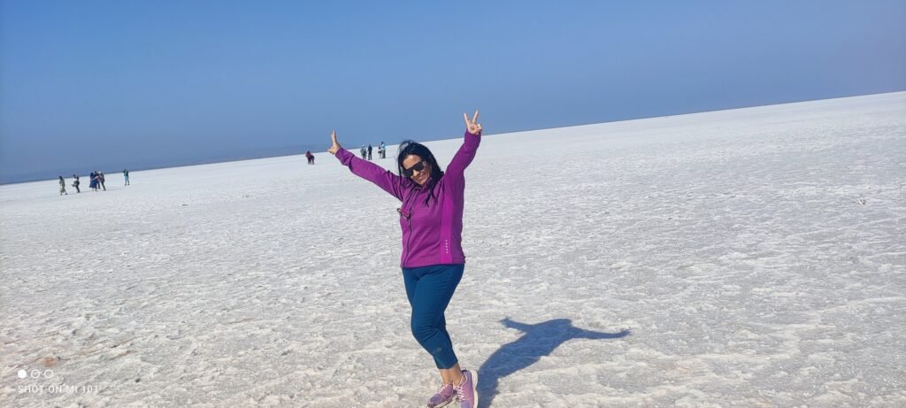 The Great Rann of Kutch in Gujarat is one of the world’s largest salt deserts. During winter the dry salt flats create a surreal white landscape that attracts travelers and photographers from around the world.